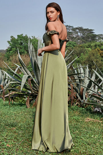 Verde Ejército Fuera del Hombro Vestido Largo de Dama de Honor